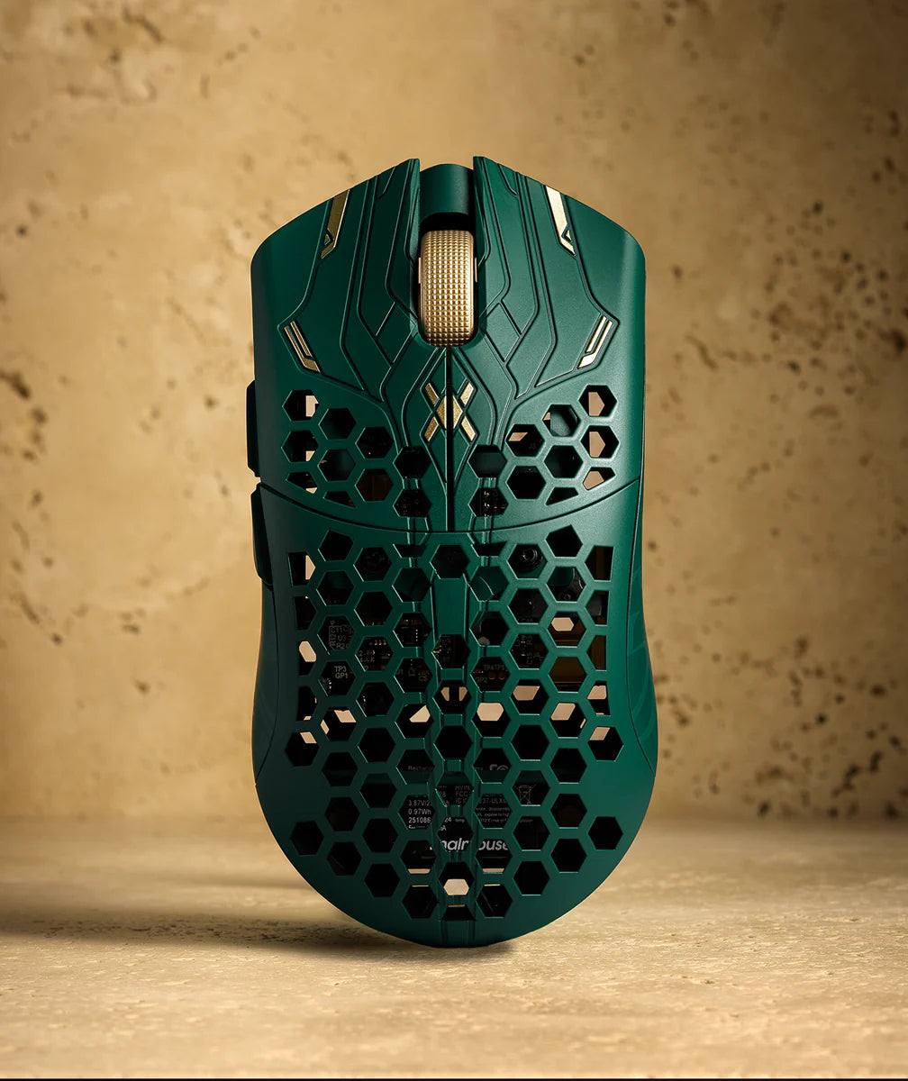Finalmouse ULX Prophecy - Tarik Classic optikai USB / vezeték nélküli gaming egér